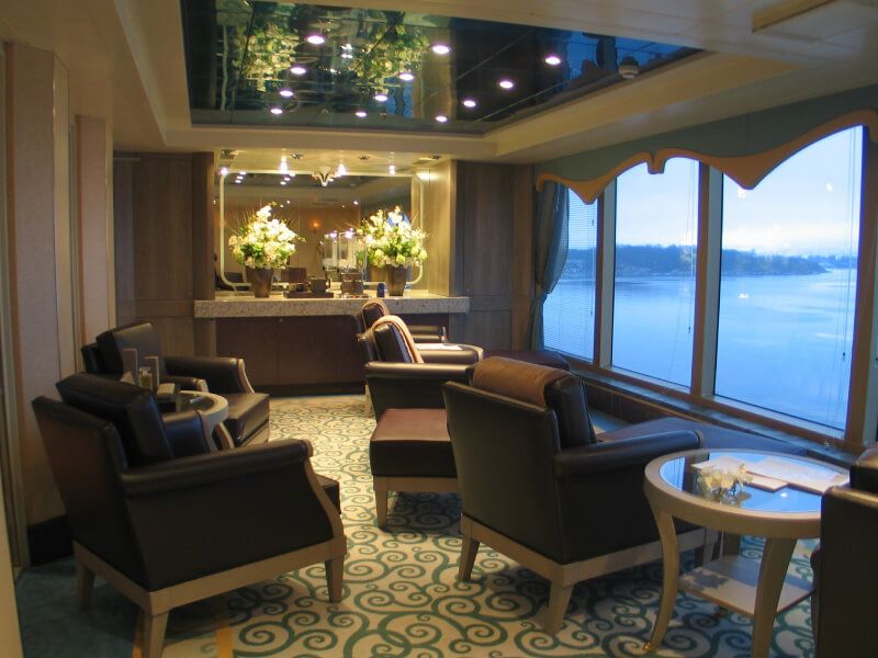 Lounge du bateau de croisière Queen Victoria