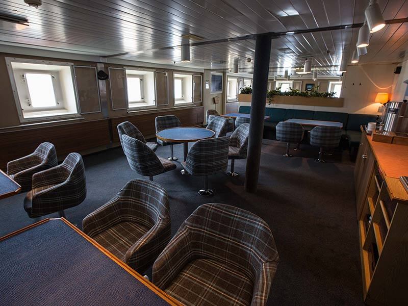 Bar du bateau Kapitan Khlebnikov