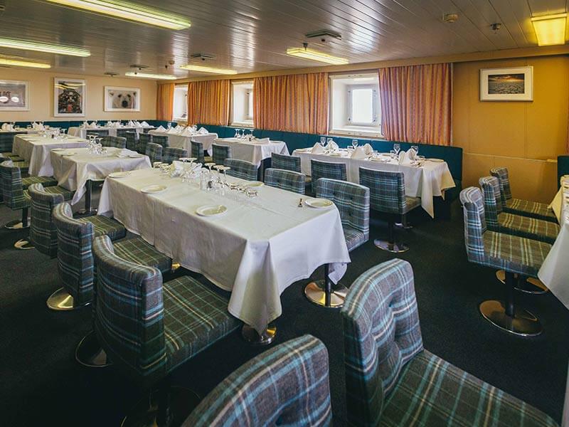 Restaurant à bord du Kapitan Khlebnikov