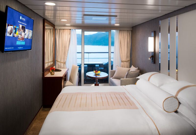 Cabine balcon du bateau de croisière Azamara Journey